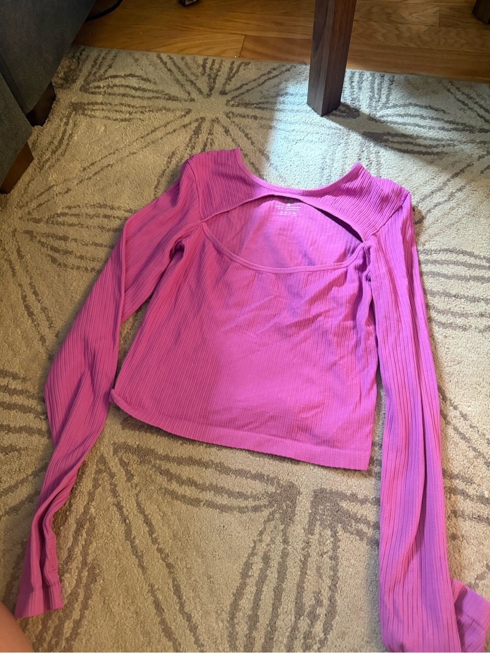 Women’s Long Sleeve Ribbed Cutout Top - Pink